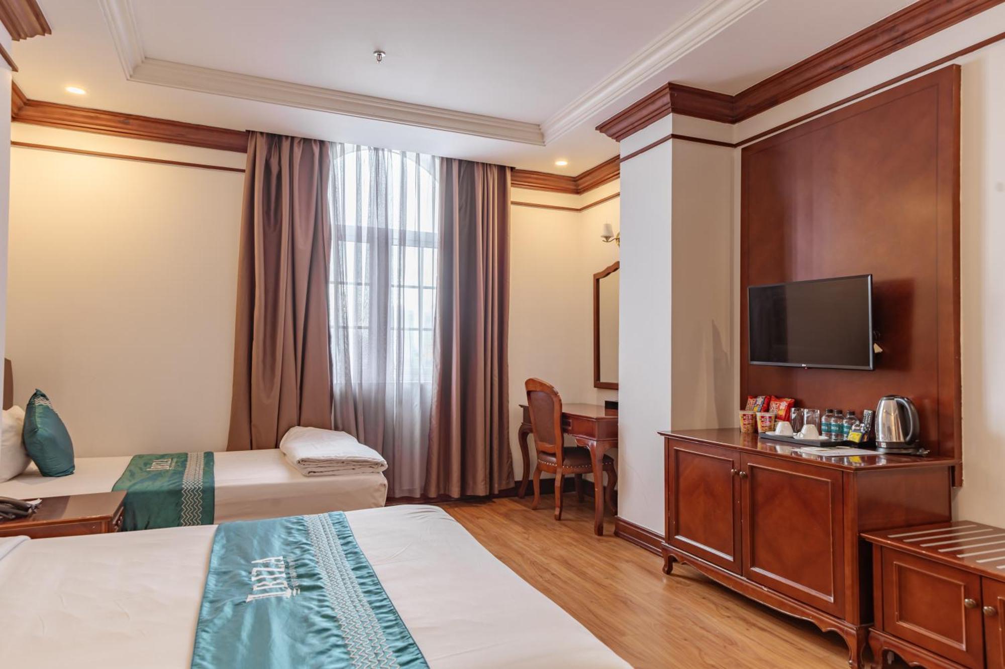 Ibiza Riverfront Da Nang Hotel Powered By Aston Exterior photo